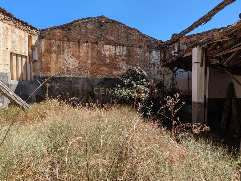 Antigo Lagar em Orca, Fundão - Image 15