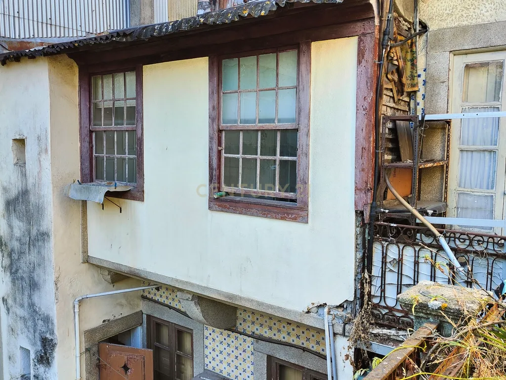Imóvel de Investimento Estratégico na Boavista, Porto - Image 35