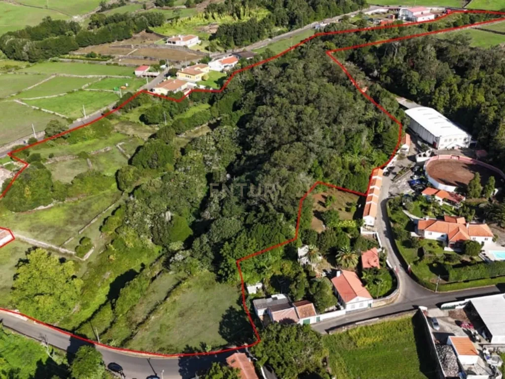 Ruína com Potencial em Posto Santo, Angra do Heroísmo - Image 3