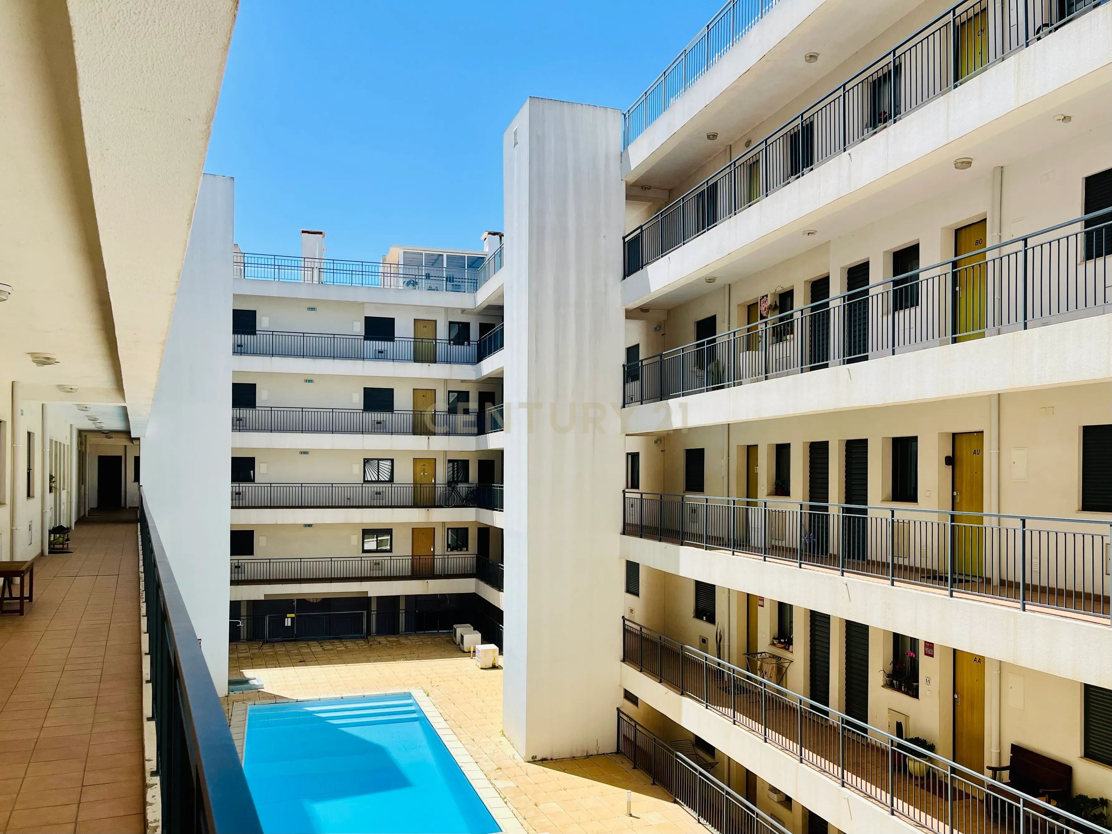Apartamento T2 no Condomínio Ondas do Mar - Image 23