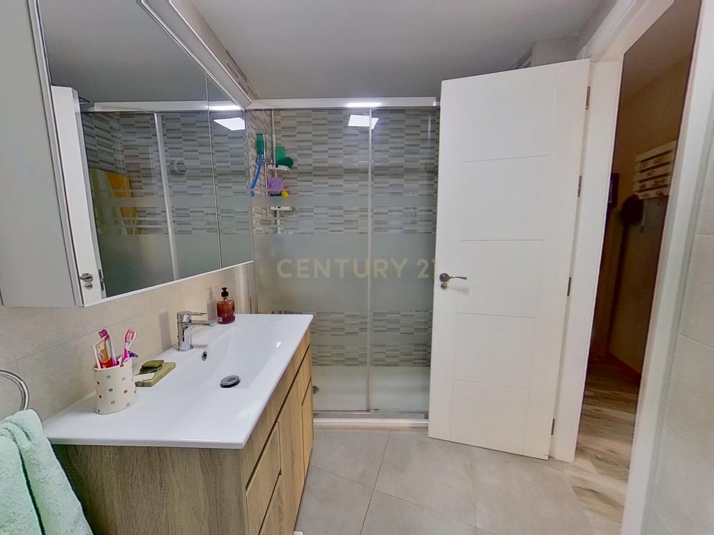 Apartamento renovado com 3 quartos a 10 minutos a pé do centro histórico - Image 21