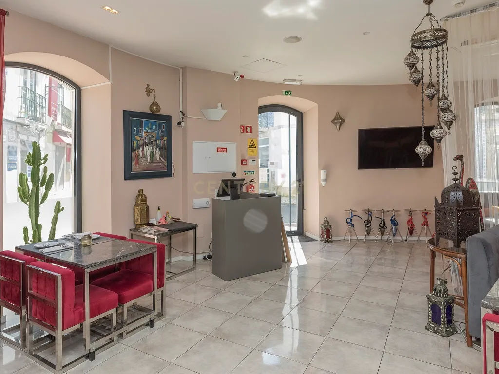 Espaço comercial para venda em Oeiras - Image 11