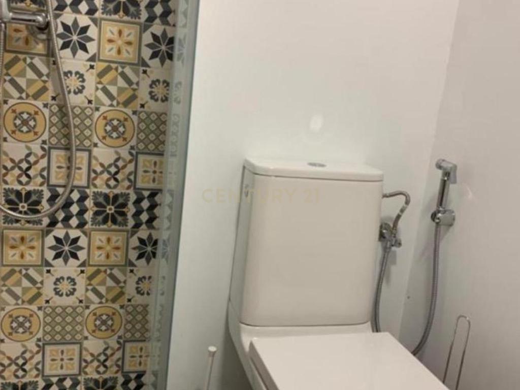 Apartamento T3 + 1 com Licença de Alojamento Local – Estrela / Campo de Ourique, Lisboa - Image 12