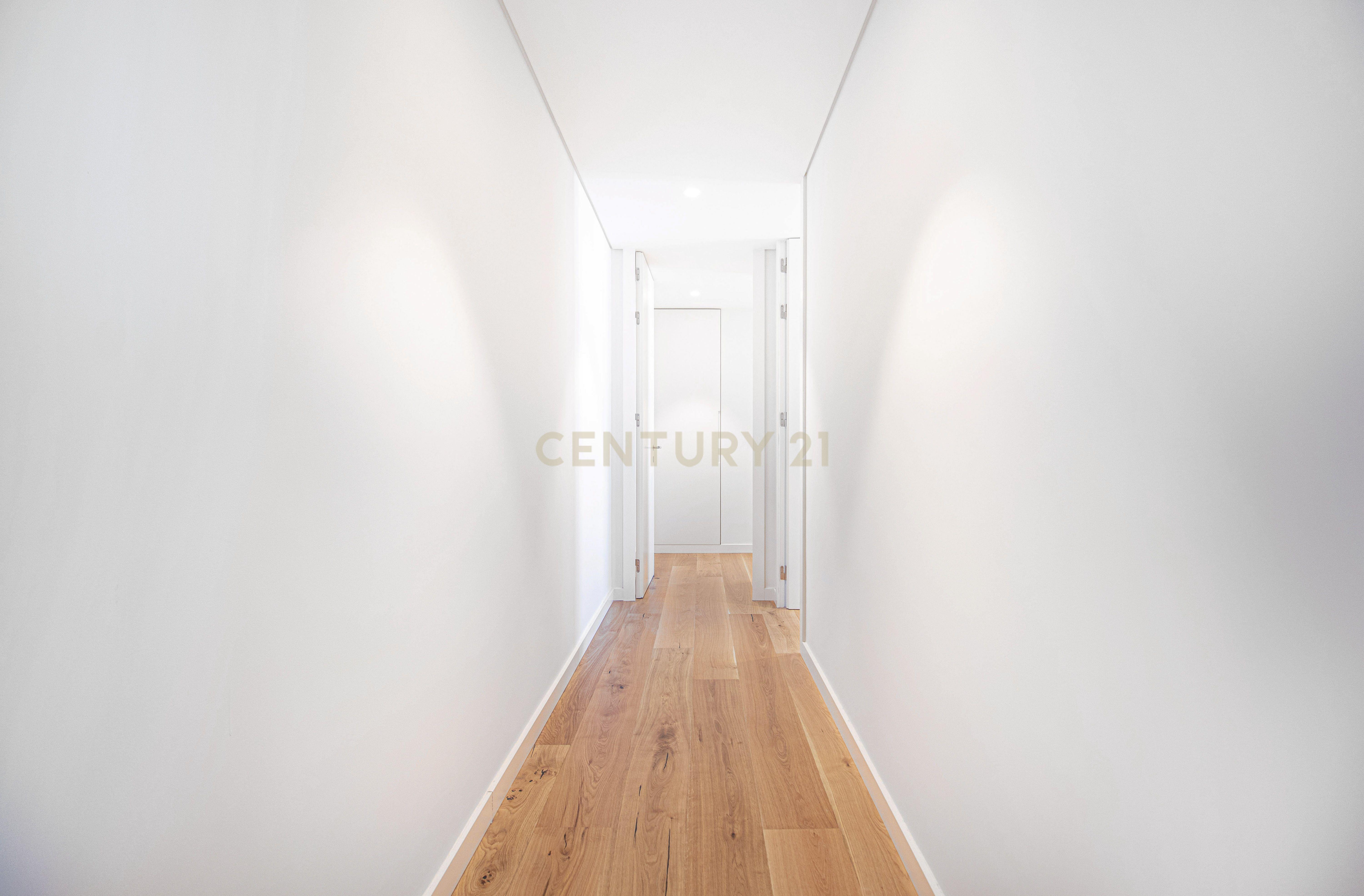 Apartamento T2 no Infinity em Campolide - Image 16