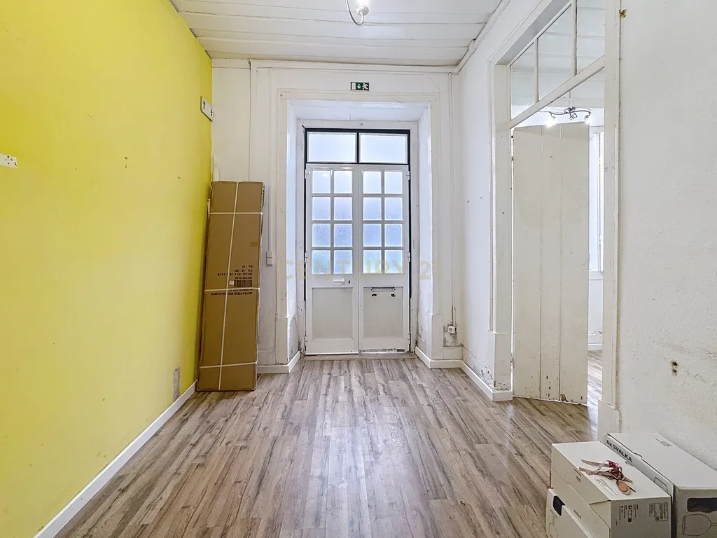 Loja Comercial em Zona Central de Alcobaça – 50 m² - Image 7