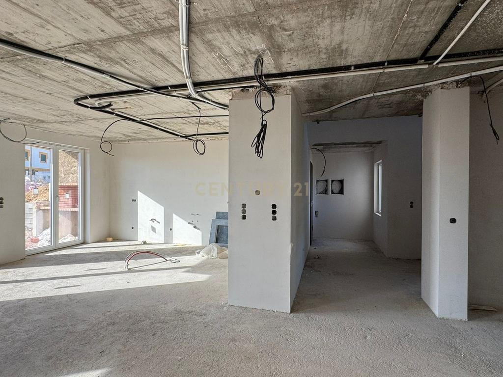 Moradia NOVA Moderna T4: Conforto, Modernidade e Vistas Deslumbrantes - Image 17