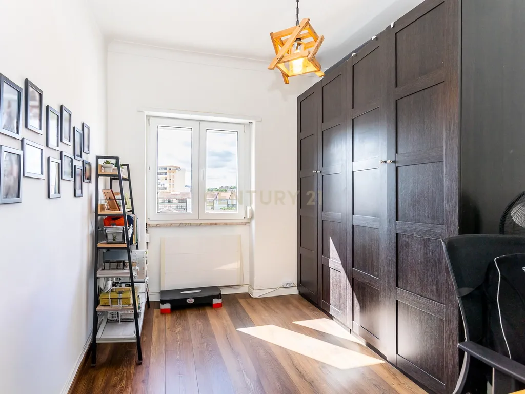 Apartamento T3 remodelado no Barreiro - Image 19