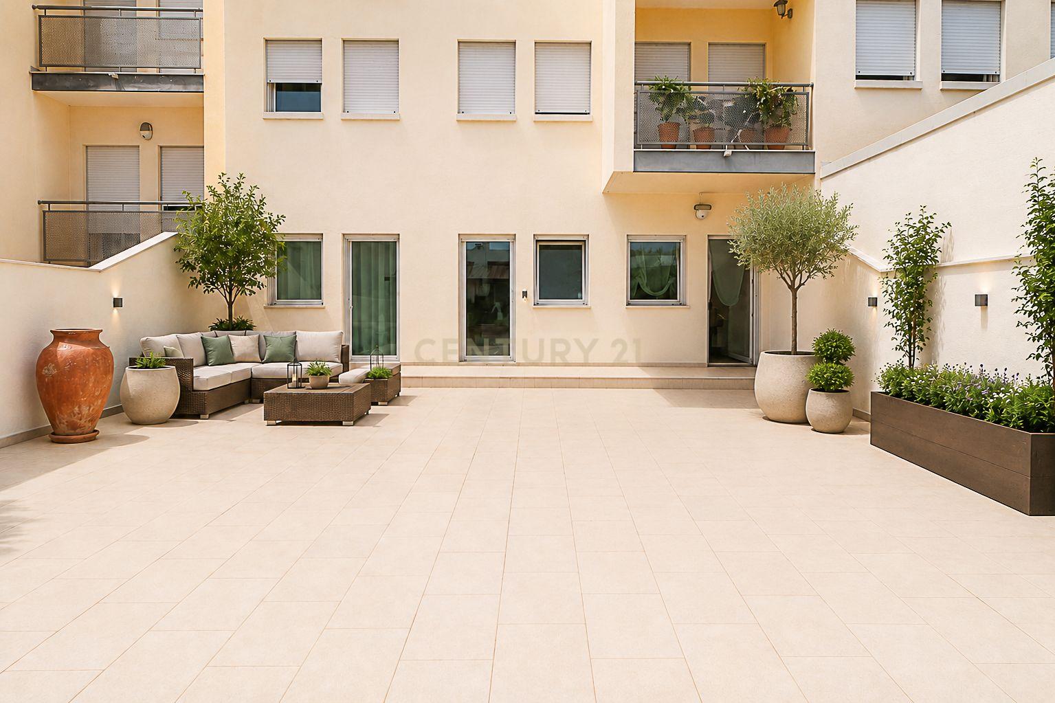 Fotografia 11 de T3  com Terraço de 100 m2 em Camarate - Oportunidade Única