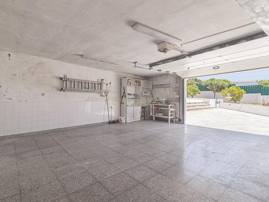 Moradia T4 em Vila Nova - Bucelas - Image 58