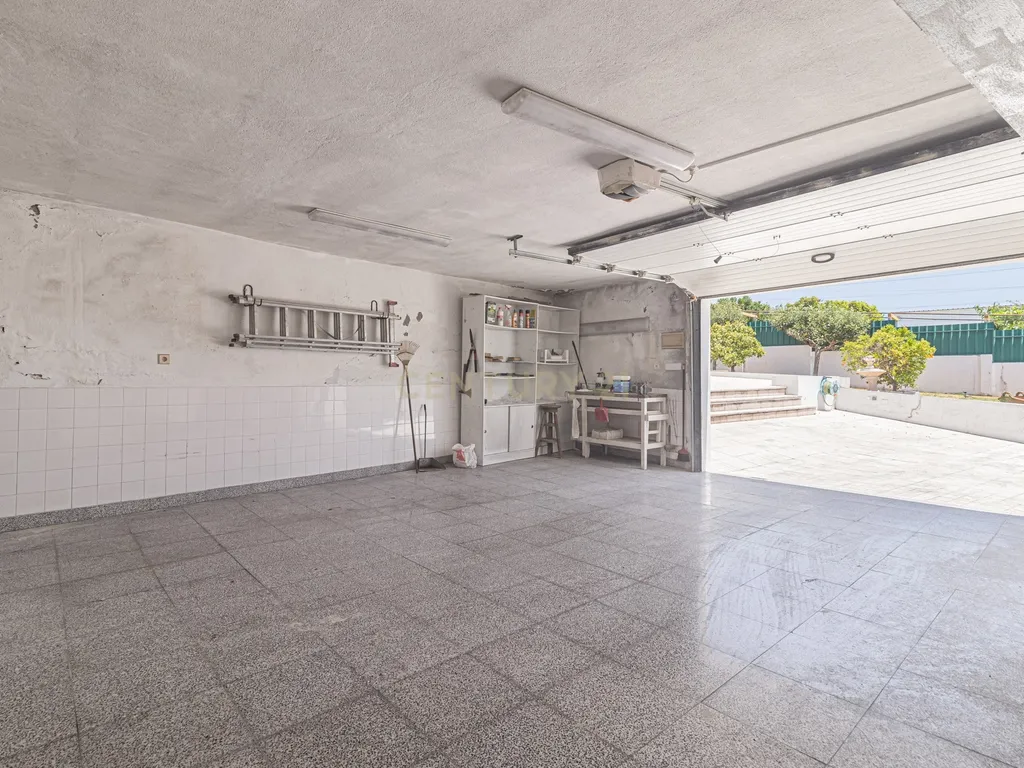 Moradia T4 em Vila Nova - Bucelas - Image 58