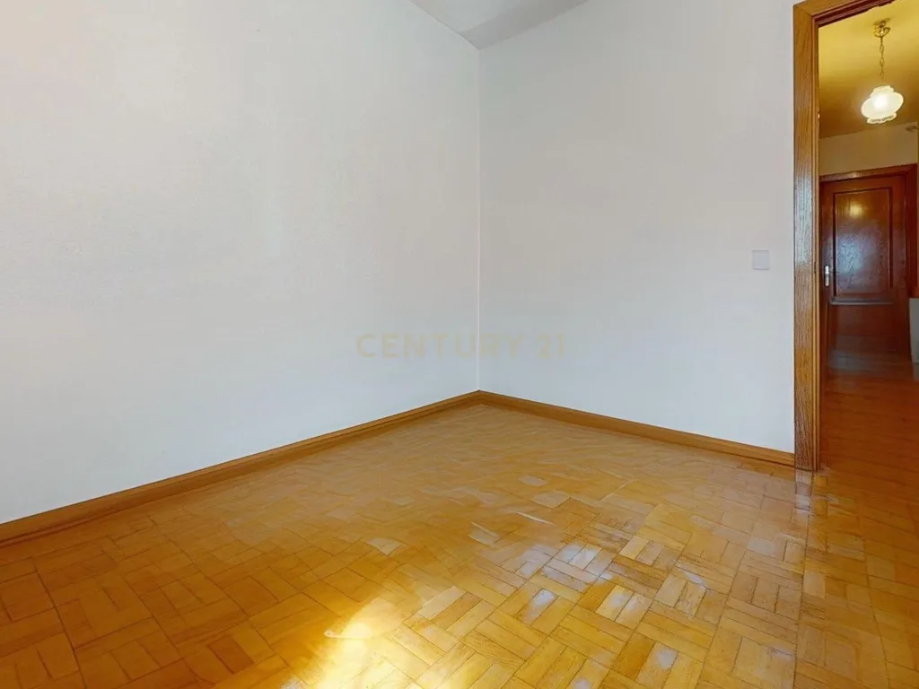 Casa Térrea em Alcalá de Henares, Madrid - 5 Quartos e 3 WC - Image 79