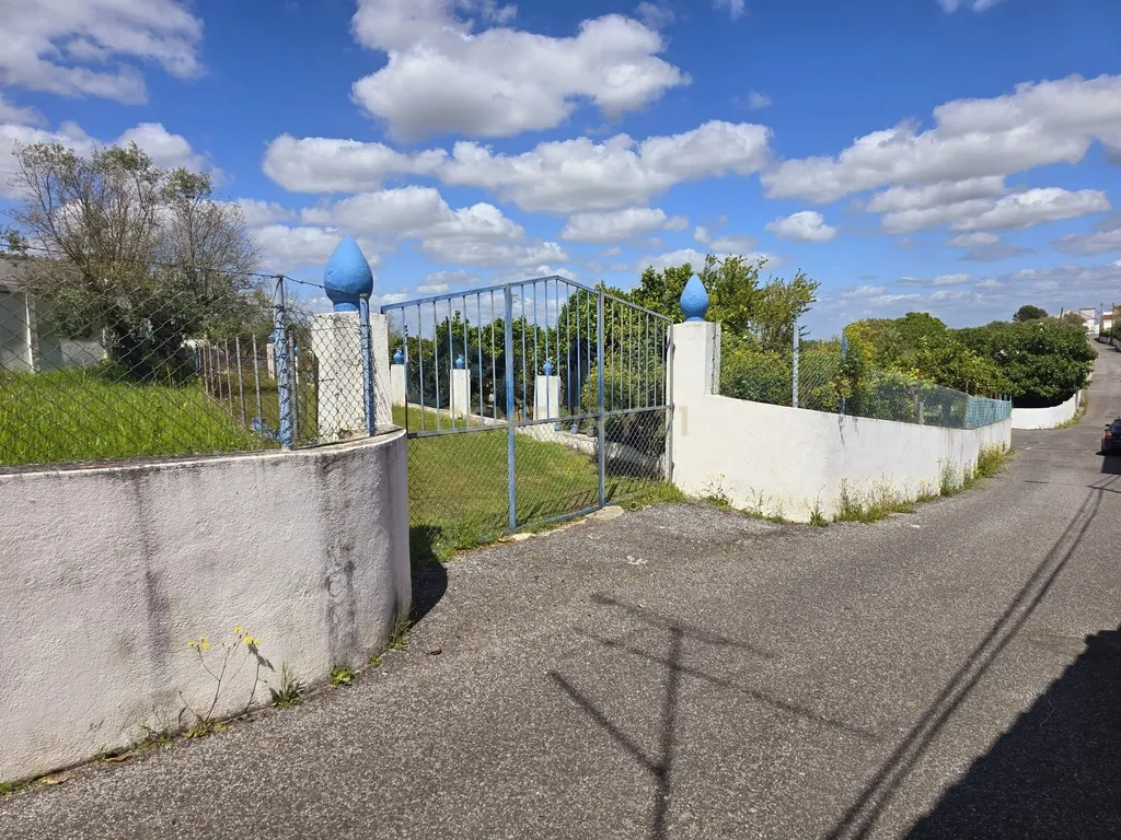 Moradia com Vista Desafogada e Potencial para Duas Habitações Independentes – Ilhas, Arraiolos Évora - Image 22