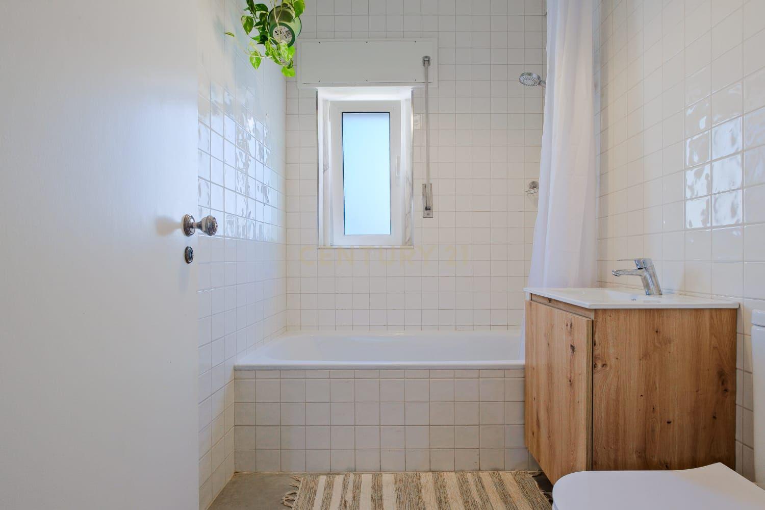 Fotografia 11 de Apartamento T3 em Rio de Mouro, Sintra