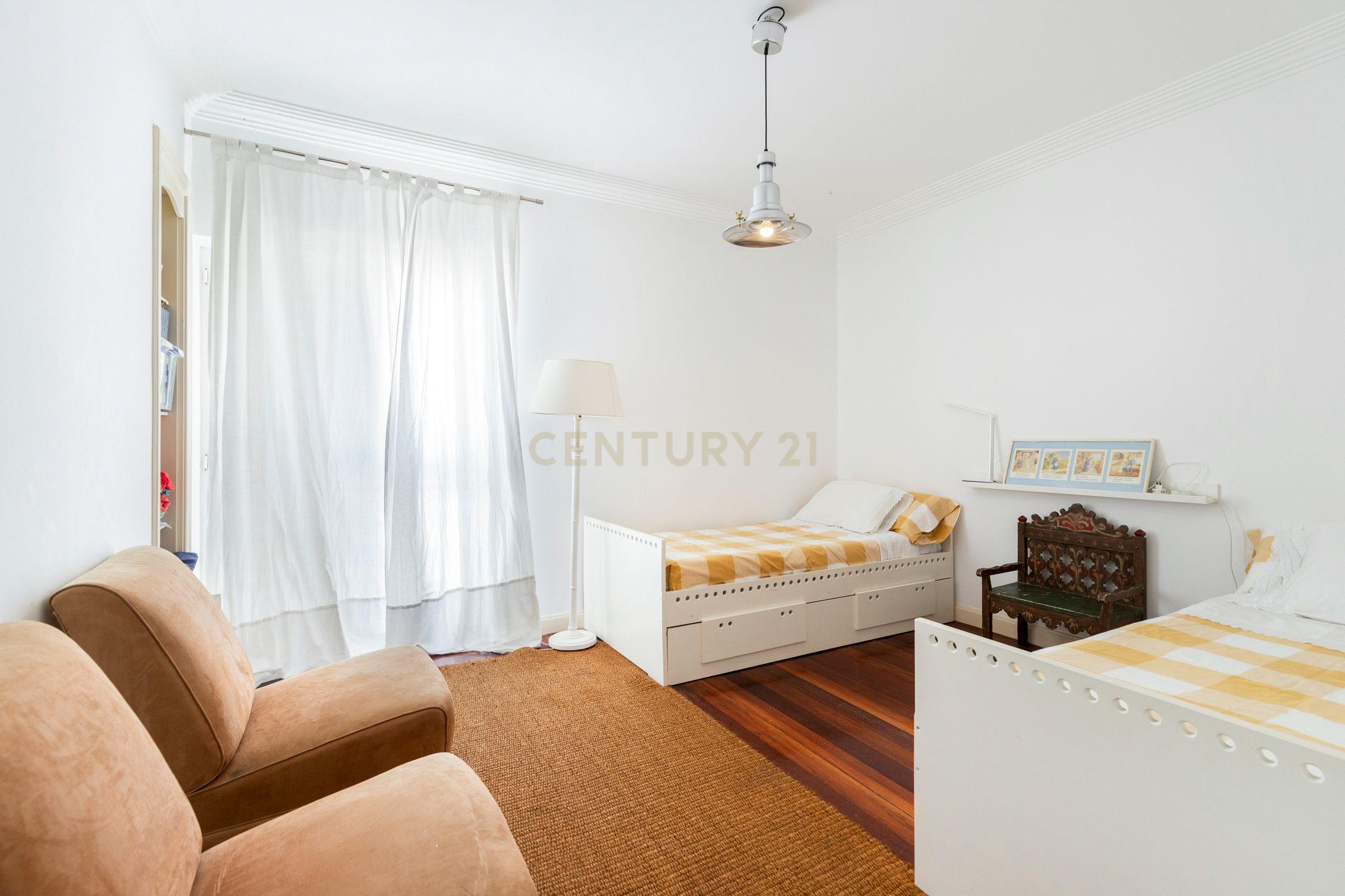 Moradia T4 em Condomínio na Praia Grande, Colares - Sintra - Image 17