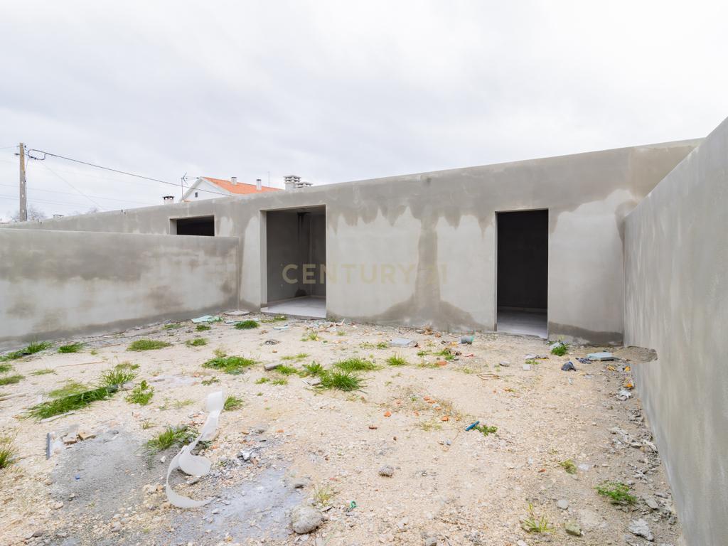 Moradia T3 na Embra, Marinha Grande – Conforto e Modernidade para a Sua Família - Image 16