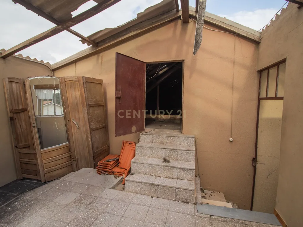 Moradia T4 com Garagem e Quintal em Chão de Couce – Oportunidade com Potencial em Ansião - Image 19