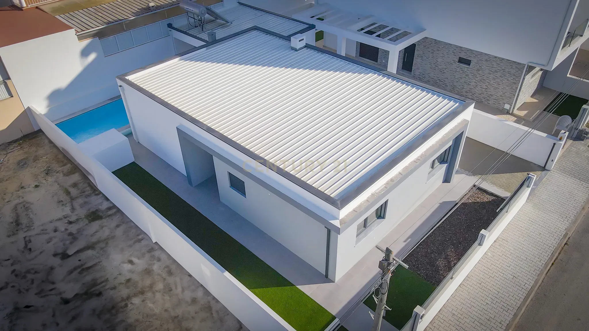 Moradia T3 Térrea com Piscina e Garagem em Fernão Ferro - Image 54
