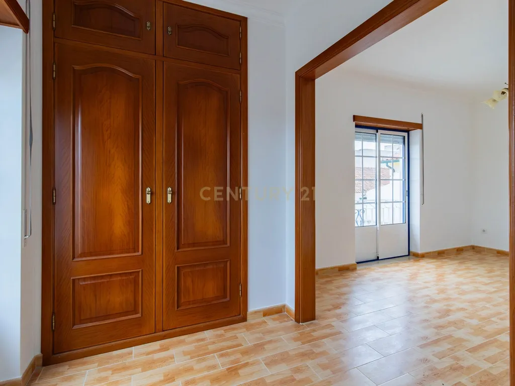 Excelente Moradia T3 na Burinhosa - Image 19