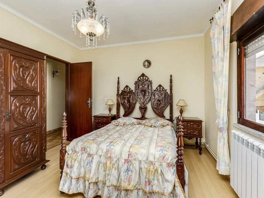 Moradia Bifamiliar – Bairro da Fraternidade, São João da Talha - Image 20