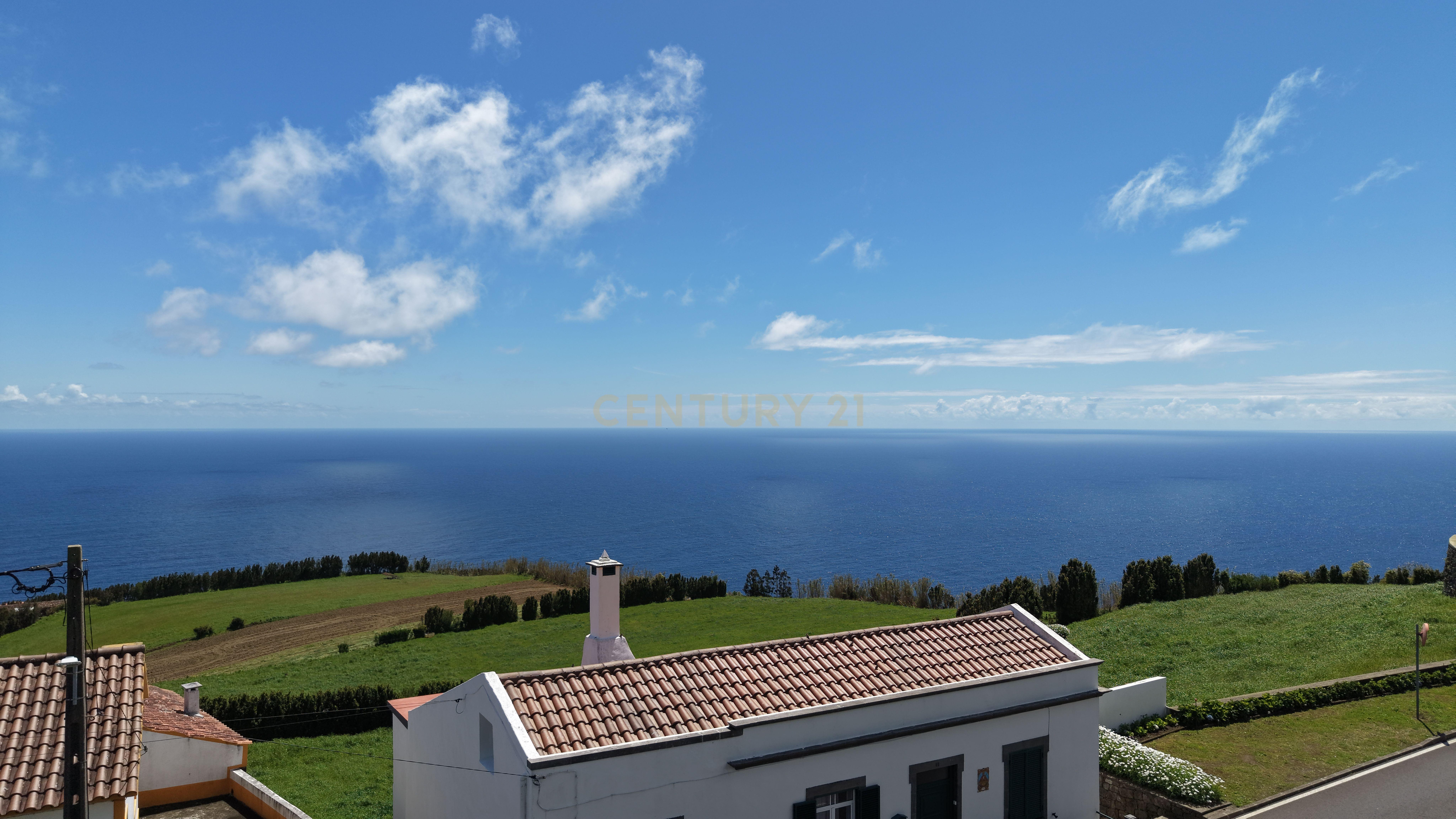 Fotografia 5 de Terreno com Vista Panorâmica em Nordeste, Ilha de São Miguel