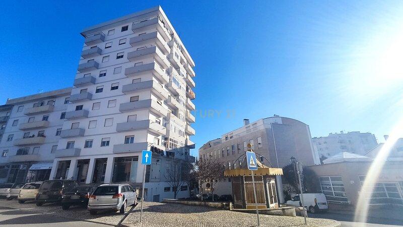 Apartamento T3 em Rio Maior - Image 4