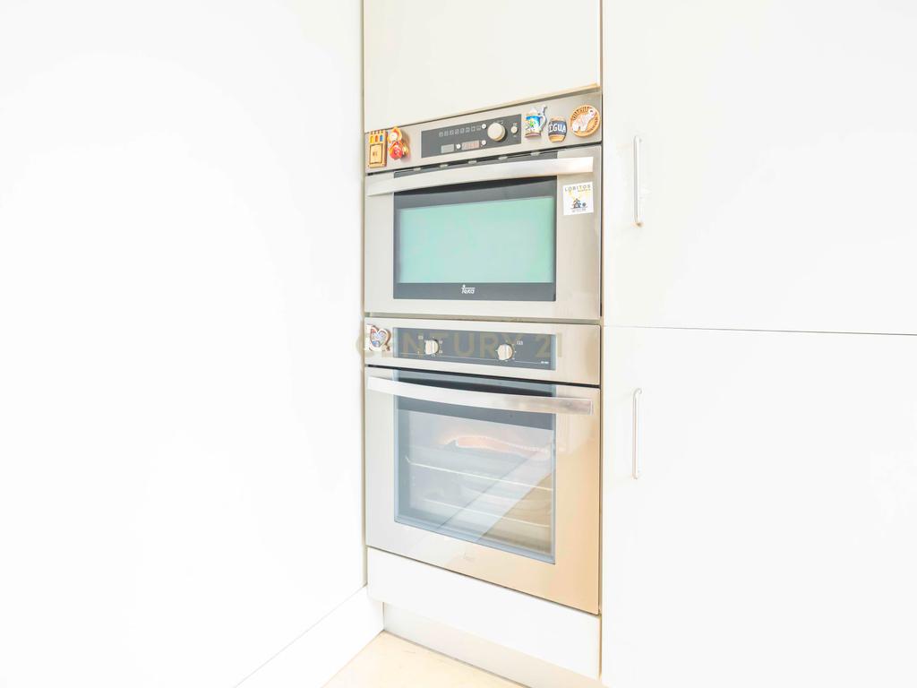 Moradia T5 Isolada, com Dois Pisos, Elevador e Terraço, com 800m2 de Terreno , na Quinta do Anjo, Palmela - Image 14