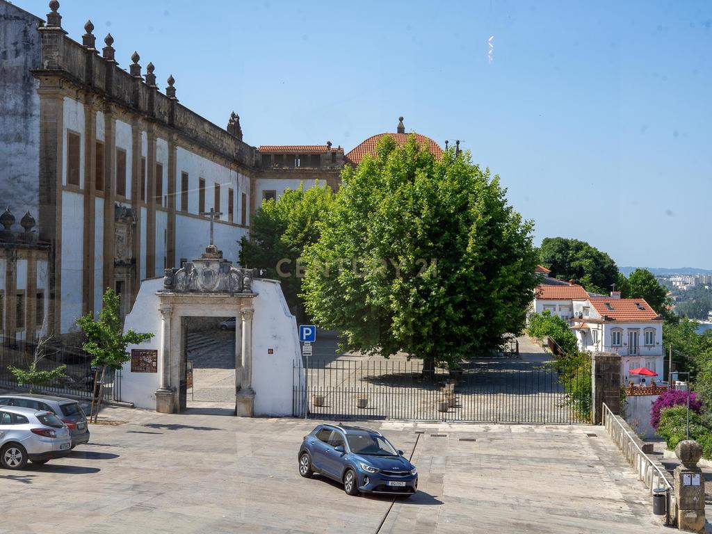 Trespasse de Café‑Bar Junto ao Futuro Hotel 5★ no Mosteiro Novo de Santa Clara – Coimbra - Image 37