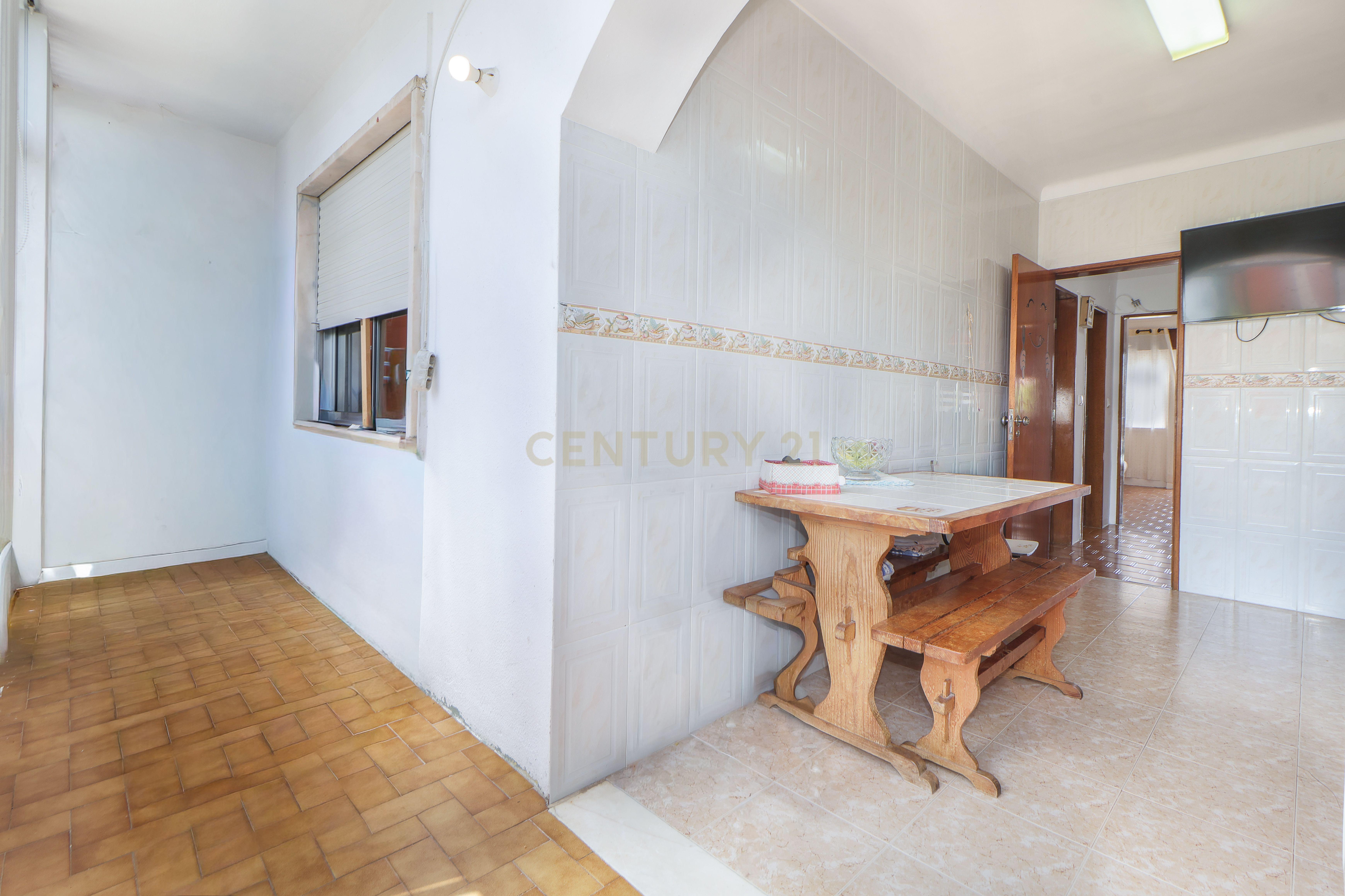 Fotografia 7 de Apartamento T3 com garagem no Alto do Moinho,  em Corroios