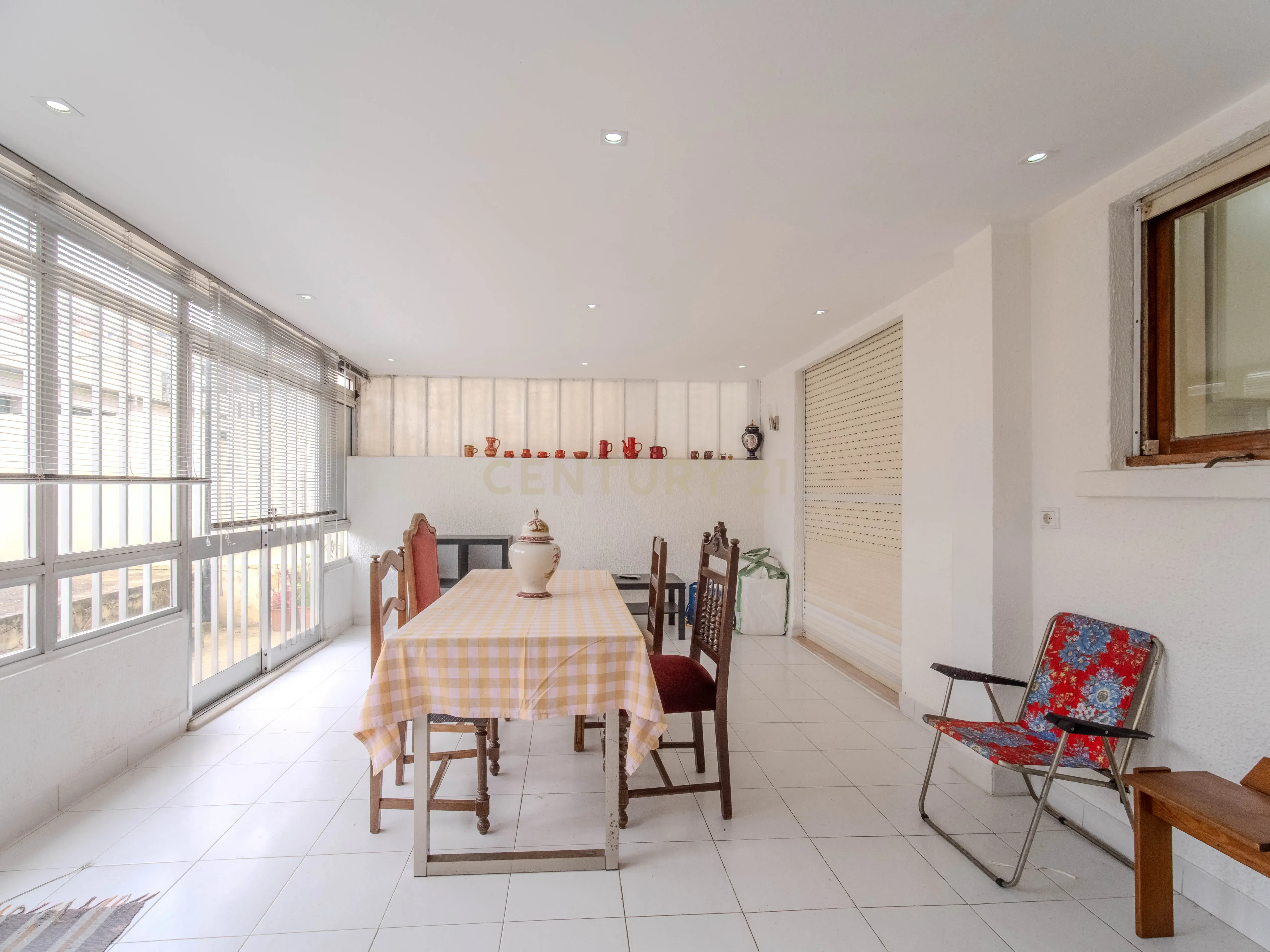 Fotografia 4 de Apartamento T3 convertido em T5 em Águas Santas, Maia