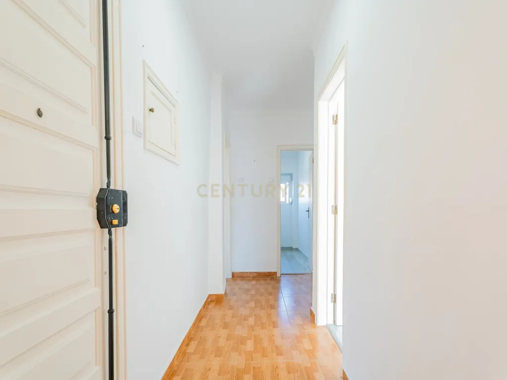 Apartamento T2 para Arrendar – Idanha / Belas - Image 6