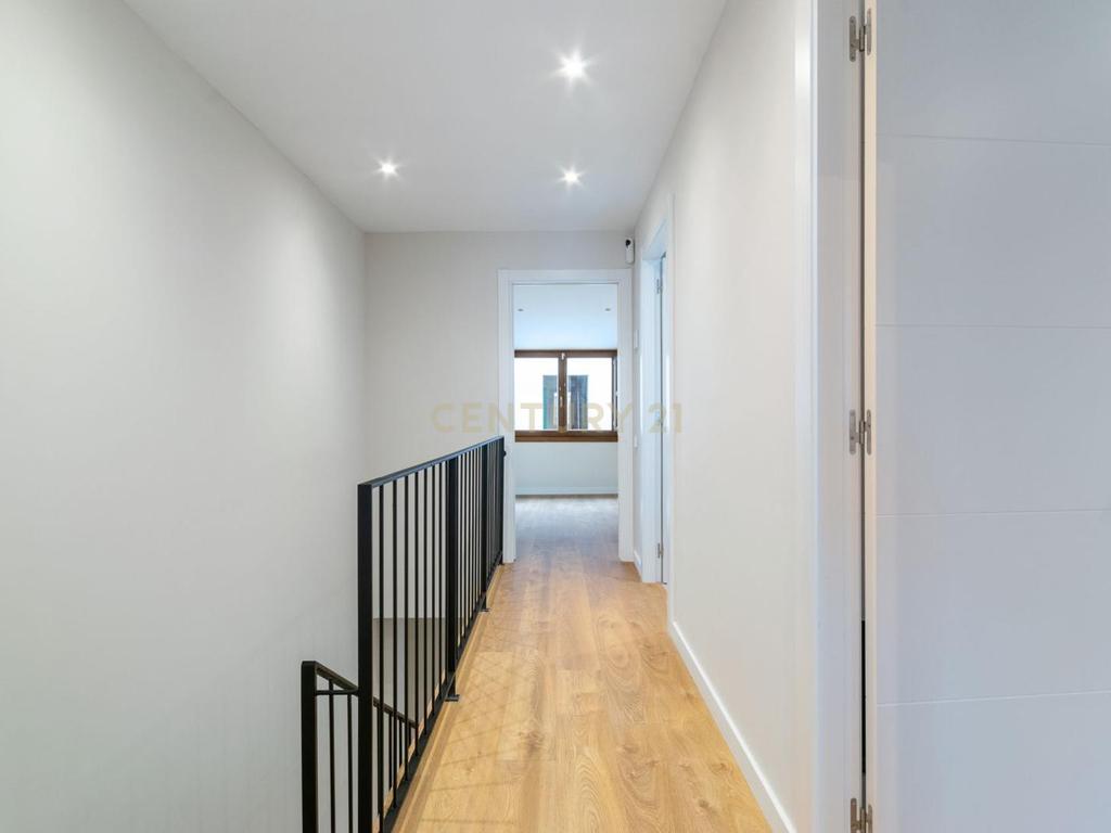  - Image 21