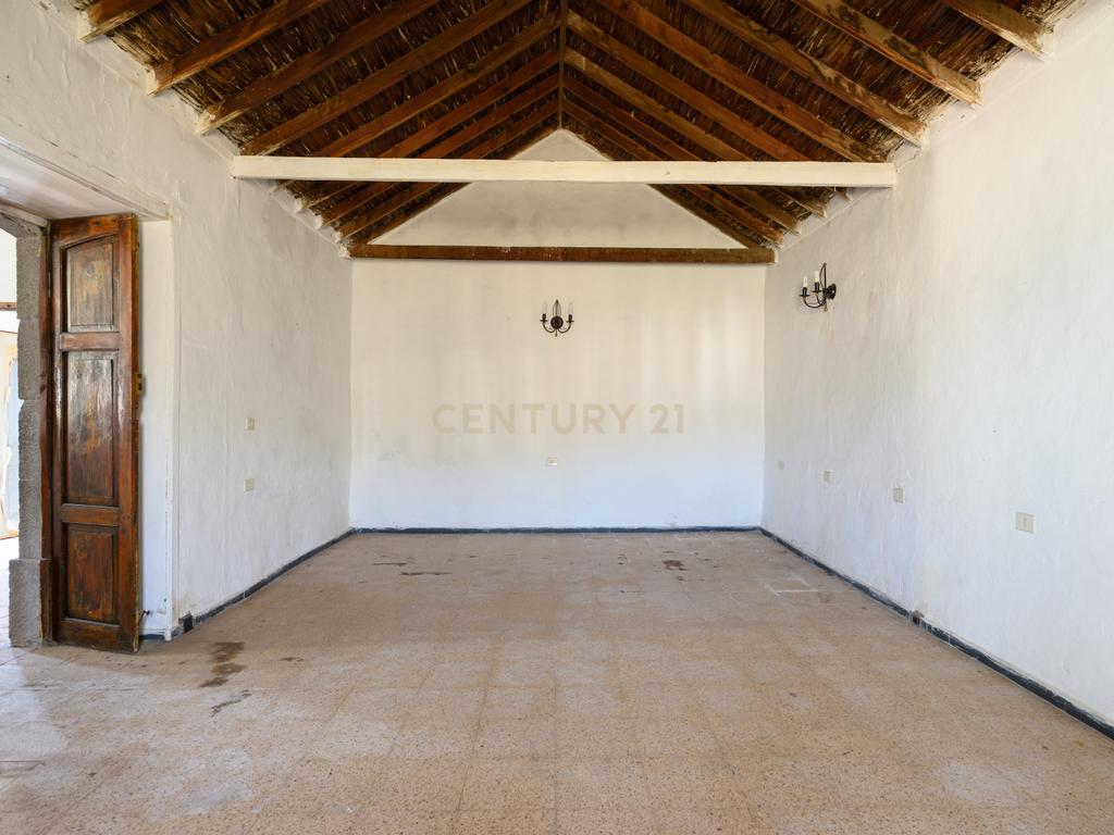  - Image 20