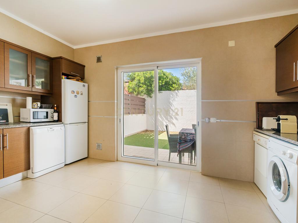 Casa Moderna em Alcantarilha, Silves - Perto de Golfe - Image 21