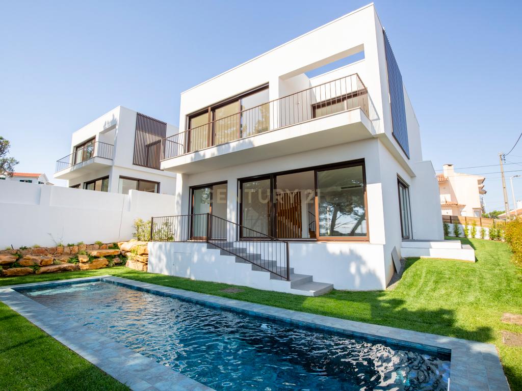 Moradia T3+1 em Murches | Lote 340m² | Piscina | Jardim | Garagem - Image 1