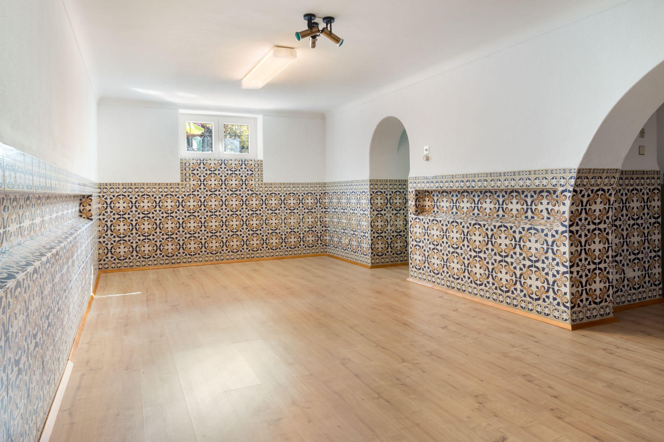 Moradia T3+2 para renovar em Alvalade, Lisboa. Em Venda! - Image 19