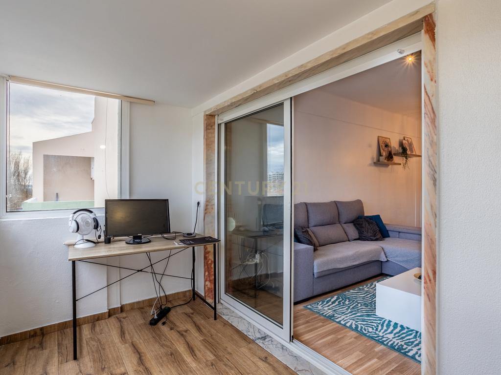 Apartamento T2 na Nazaré - Totalmente Remodelado com Vista Mar - Image 9