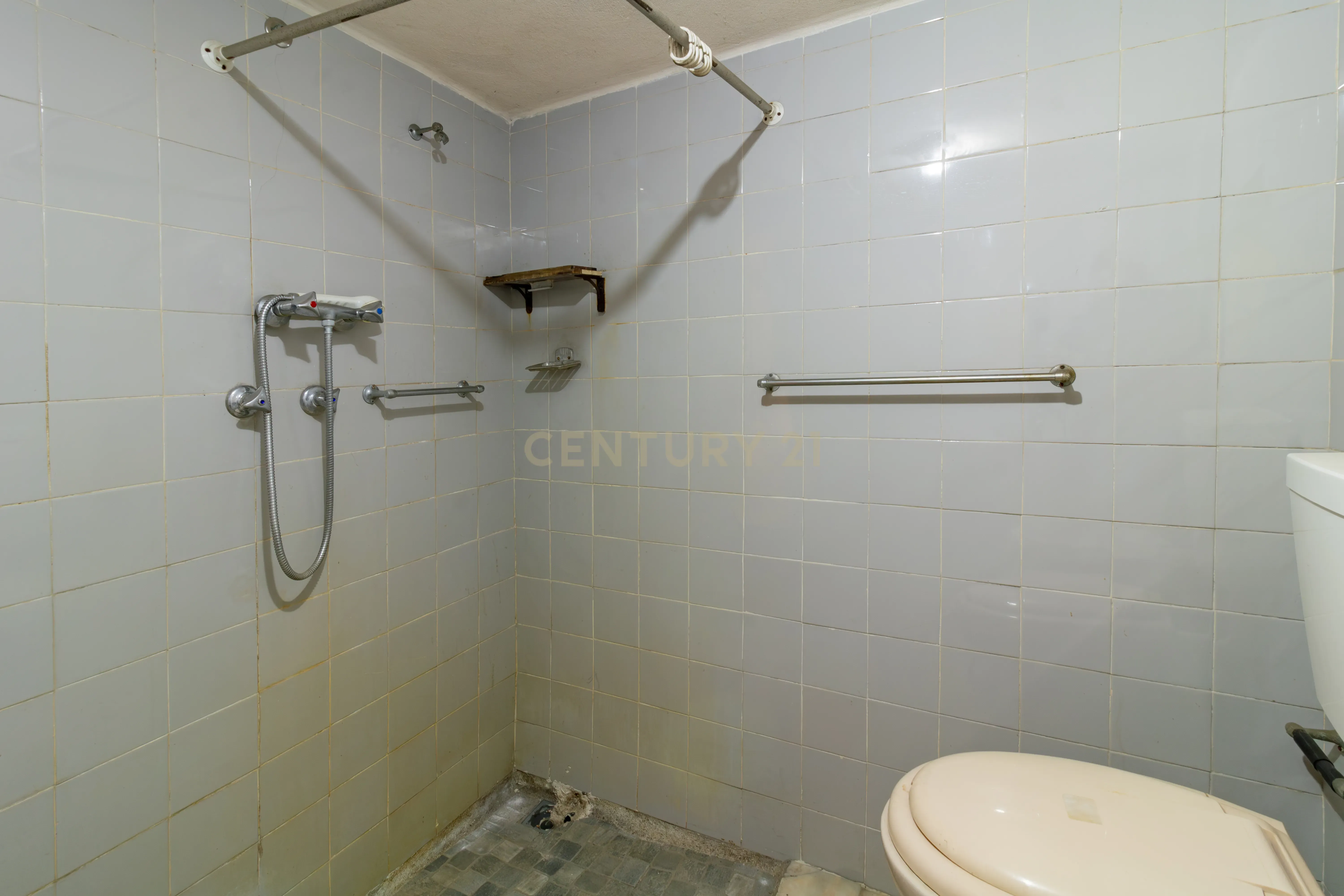 Moradia T3 na Maceira, Leiria - Image 7