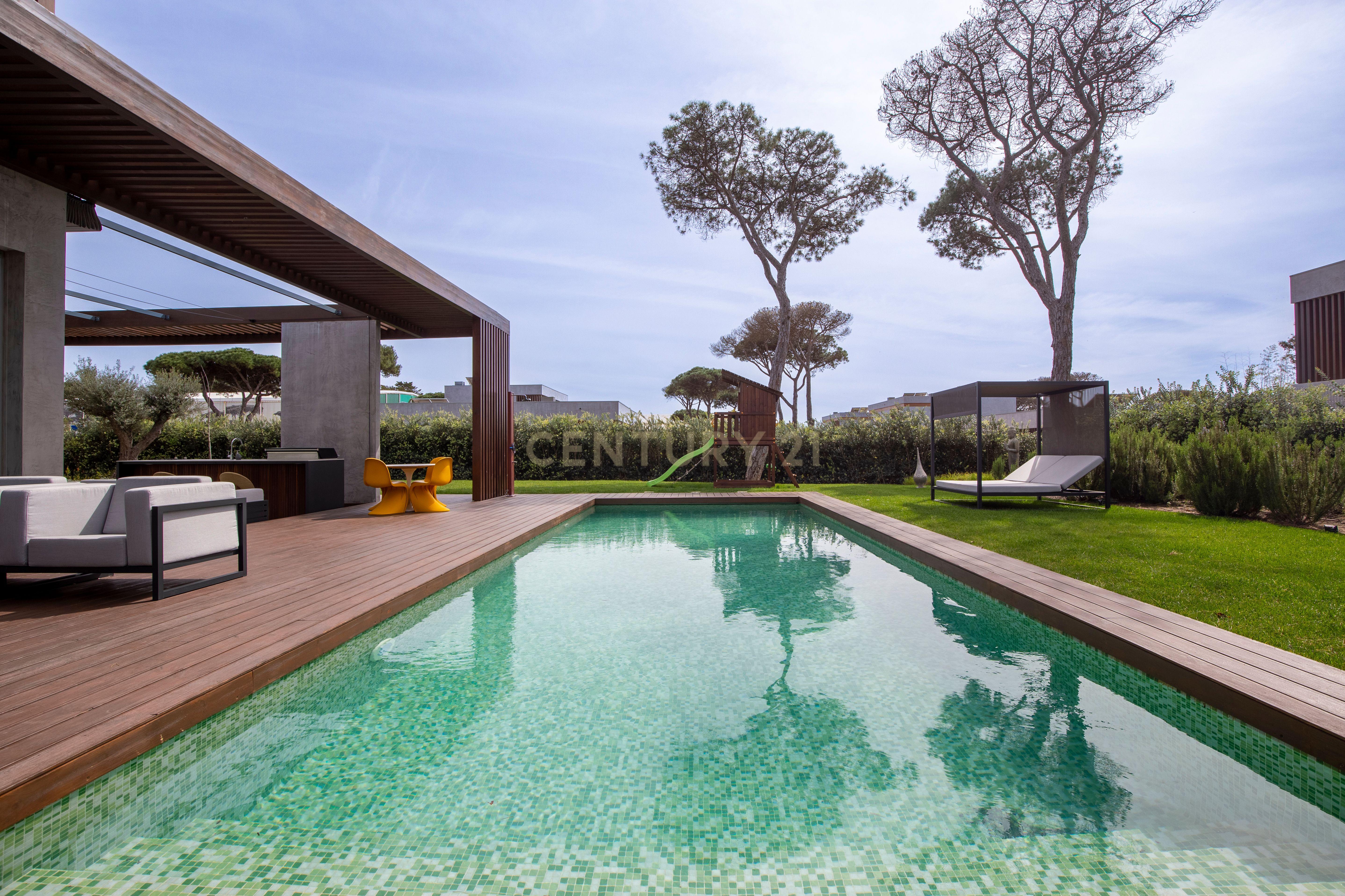 Moradia T5 no Bloom Marinha - Image 36