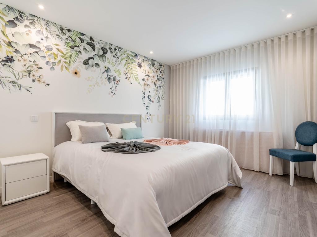 Luxuoso apartamento T2+1 com vista mar - Albufeira - Image 16