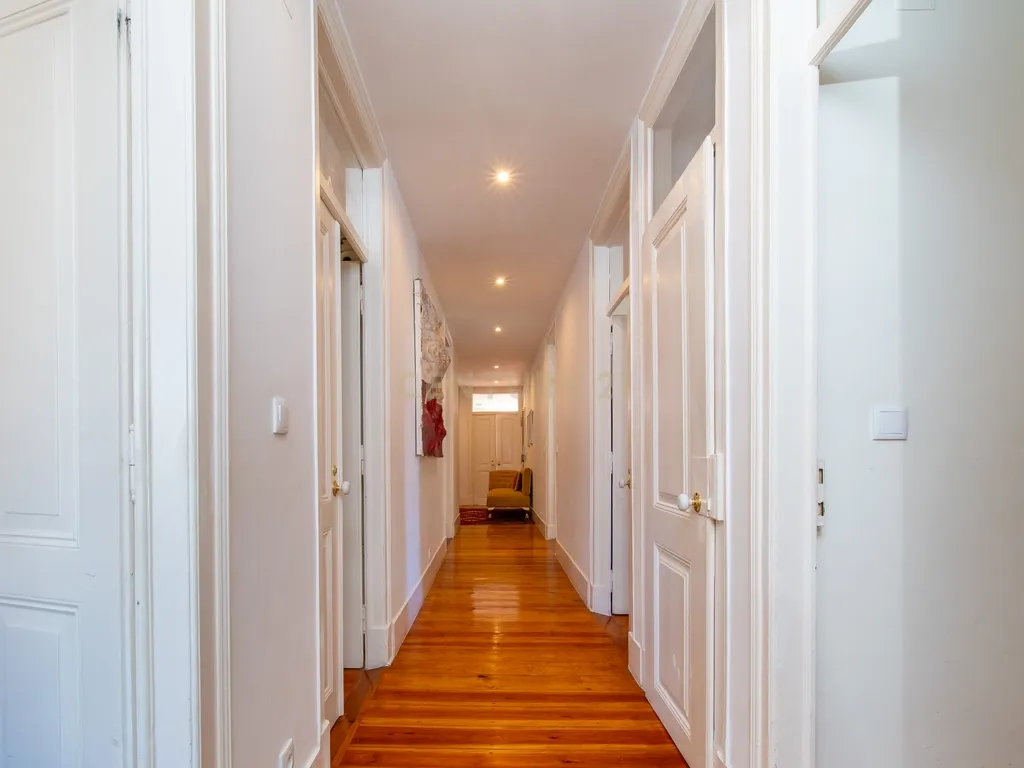 Penthouse Duplex T8 em Campo de Ourique - Lisboa - Image 16