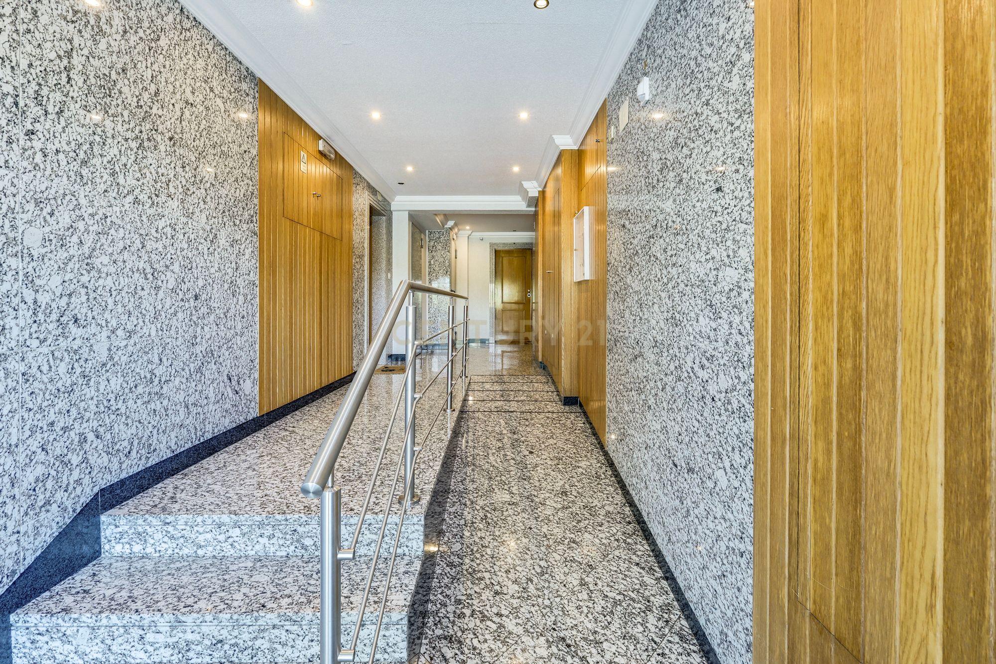 Apartamento T3 à venda em Mina de Água, Amadora — foto 26