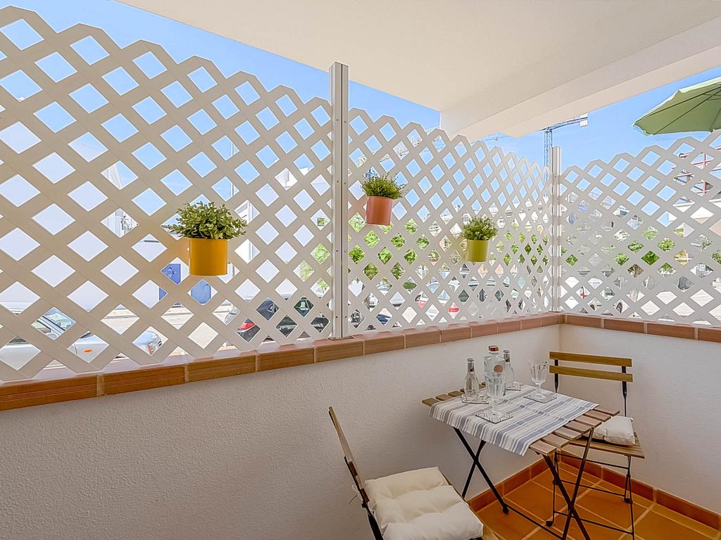 Apartamento T2 com Terraço em Cabanas de Tavira - Image 12