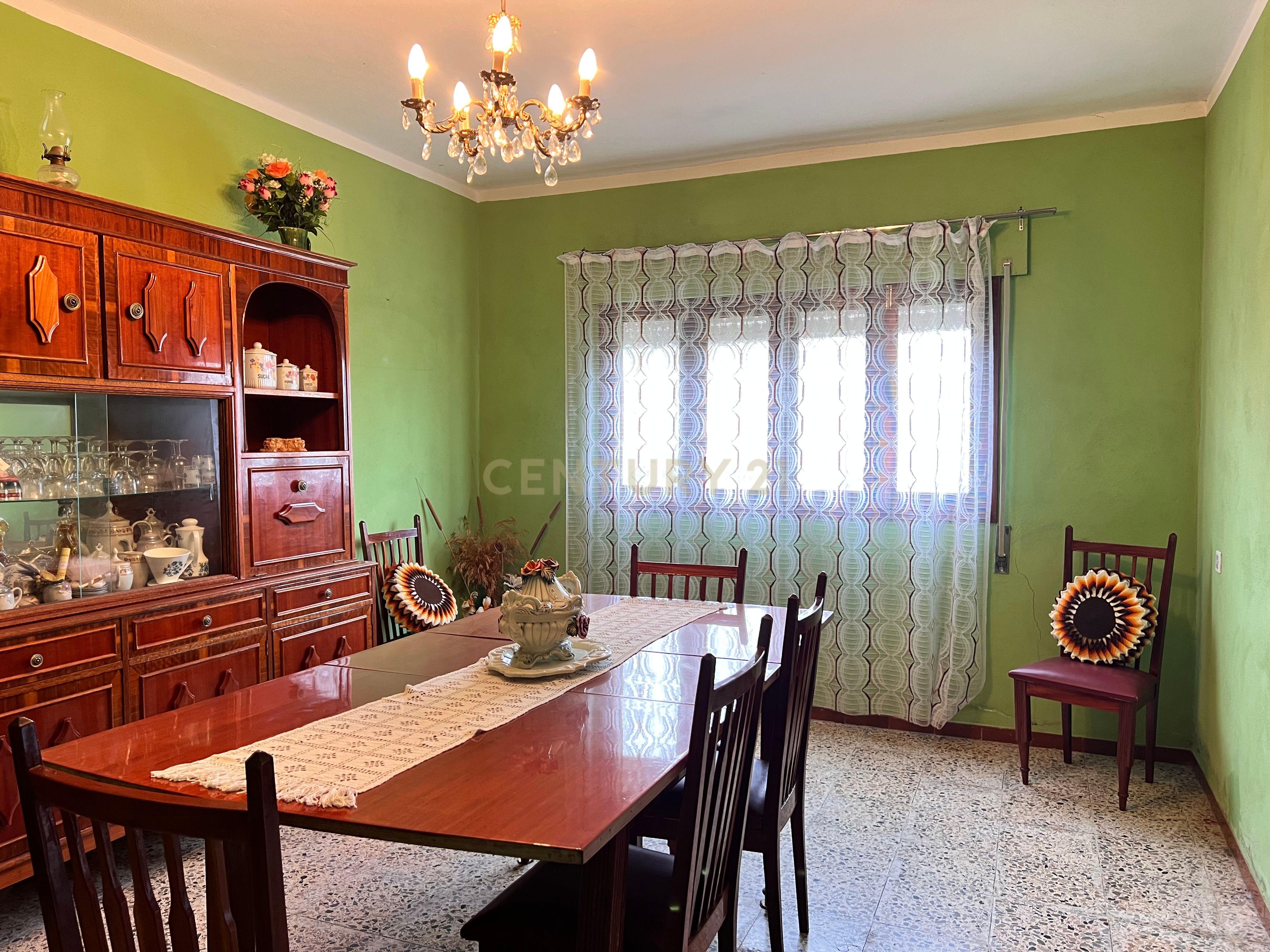 Moradia T4 com Terreno e Garagem | Algoso, Vimioso - Image 4
