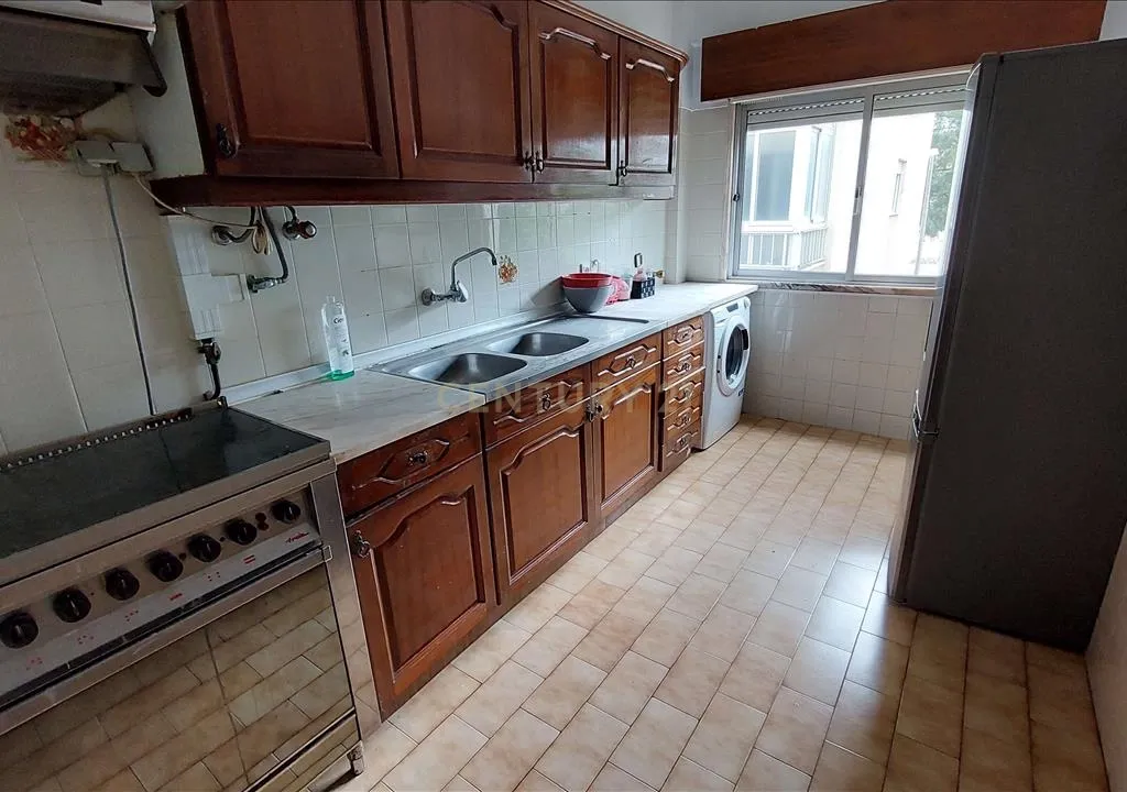 Apartamento T2 Rio de Mouro - Image 6