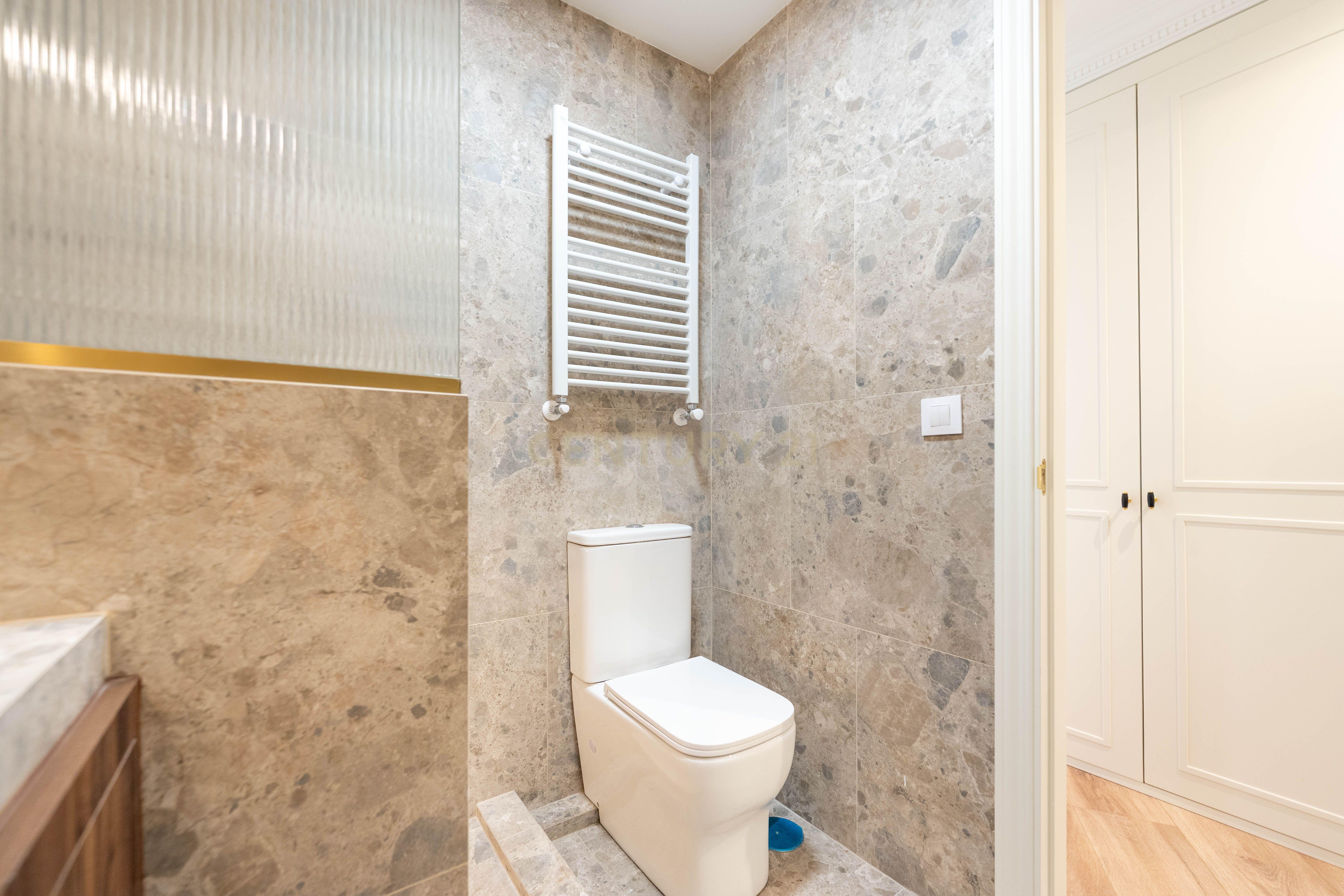 APARTAMENTO LUMINOSO Bº DE SALAMANCA - Image 19