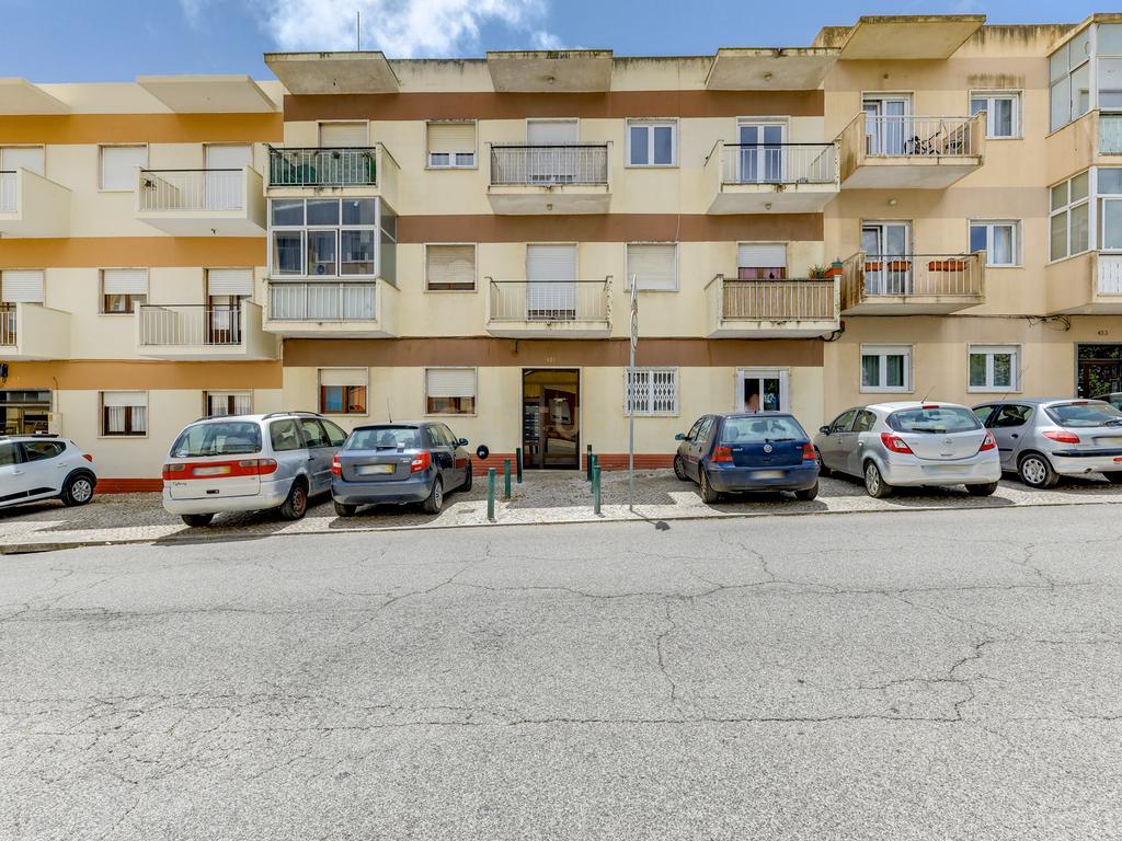 Apartamento T3 em Cascais com Luz Natural e Boa Localização - Image 28