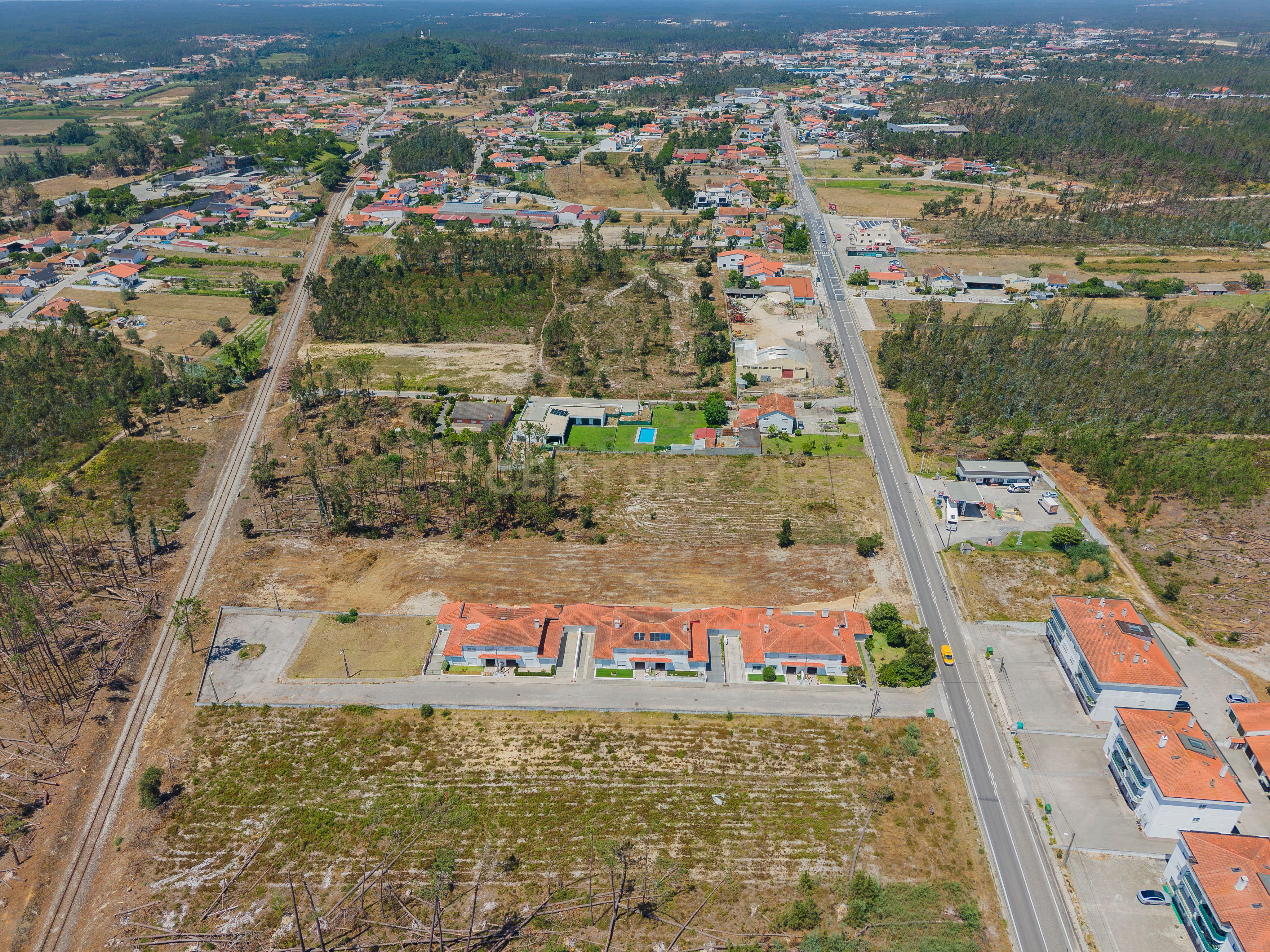 Fotografia 5 de OPORTUNIDADE DE INVESTIMENTO EM MONTE REDONDO!