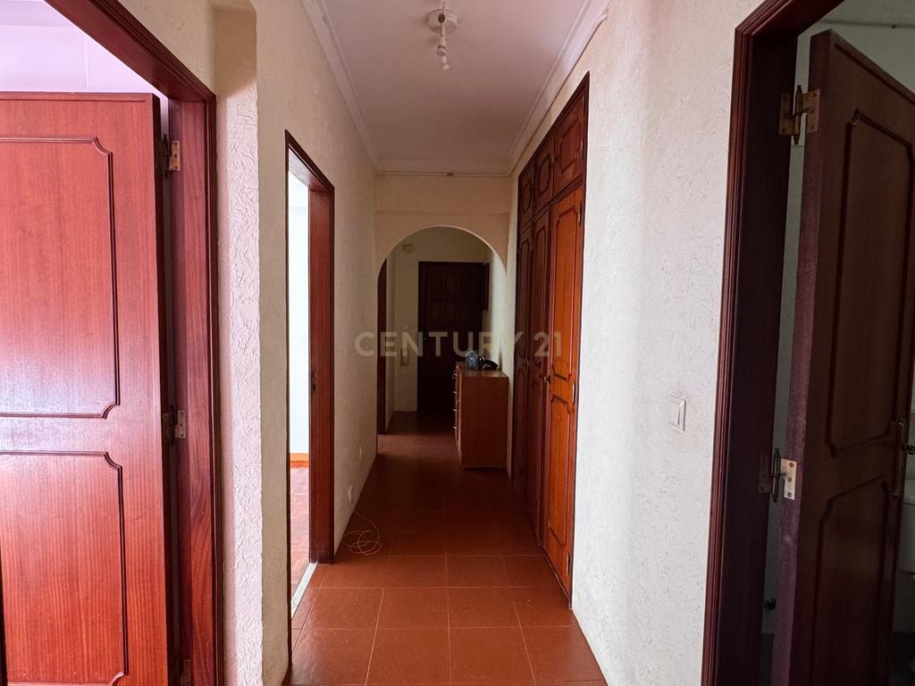 Apartamento T2 à venda na Agualva-Cacém - Image 7