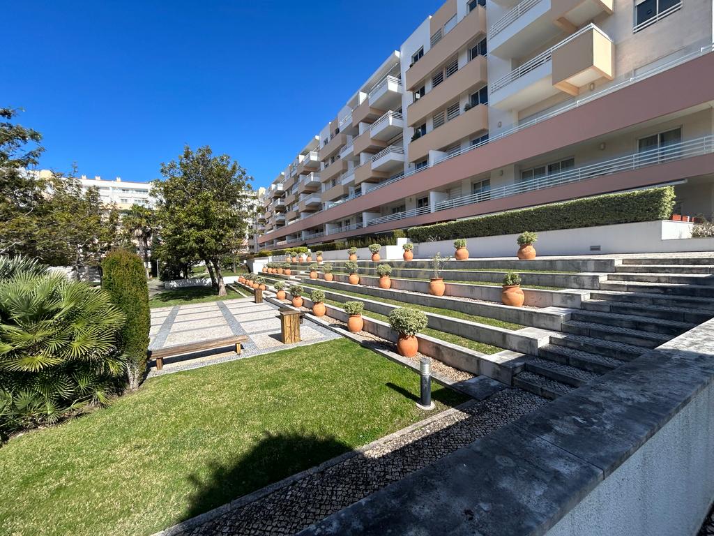 T4 Condominio Fechado com Vista mar, jardins, piscinas, ginasio e segurança 24hrs - Image 4