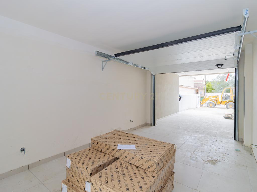 Moradia T3 na Embra, Marinha Grande – Conforto e Modernidade para a Sua Família - Image 21